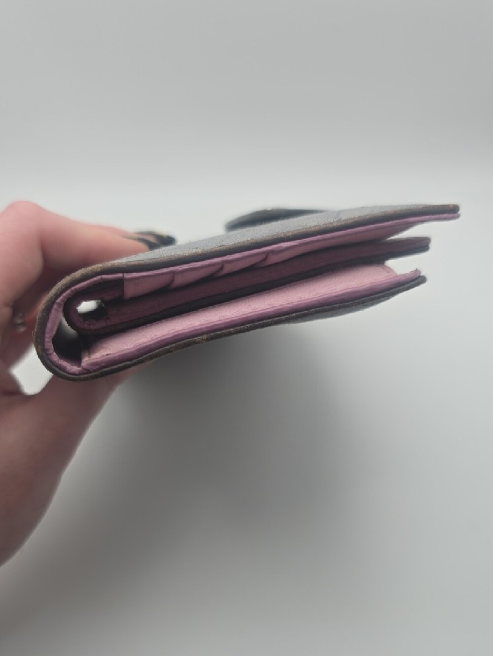 Coach Gray/Pink Signature Horse/Carriage Long Wallet W Checkbook (GOOD/FAIR)π - Picture 8 of 15